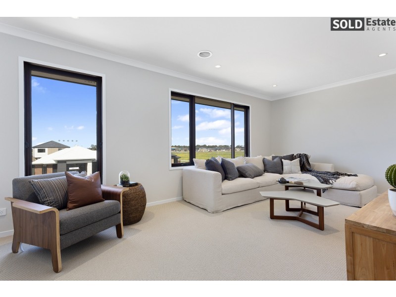 3 EPSOM LANE, Cranbourne North VIC 3977
