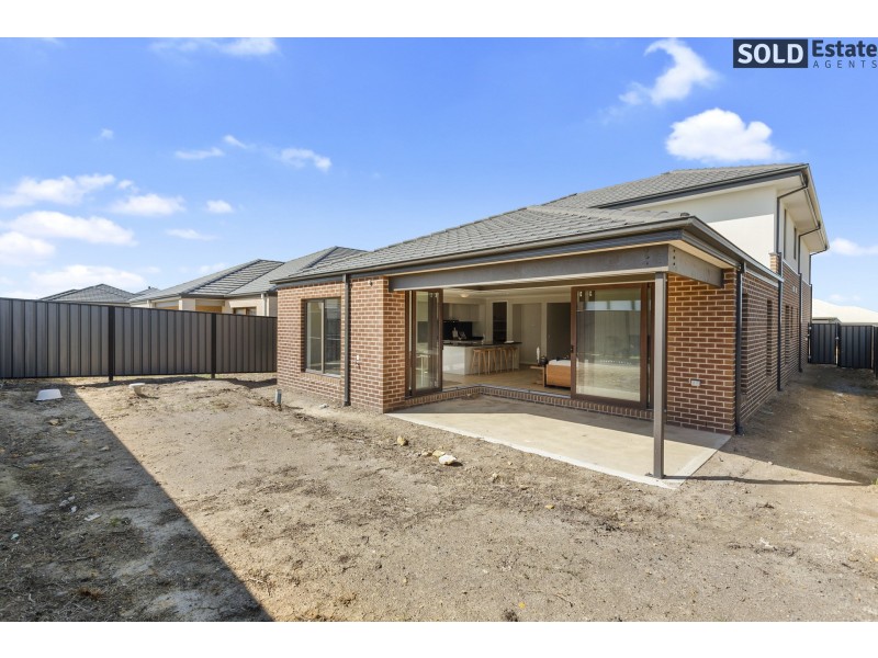 3 EPSOM LANE, Cranbourne North VIC 3977