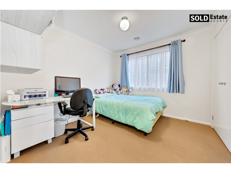 3 LEMON GROVE, Cranbourne West VIC 3977