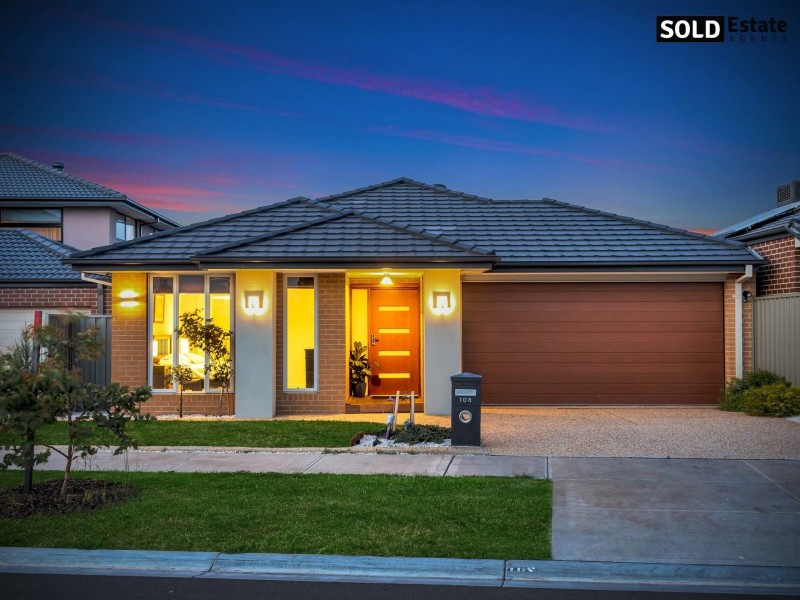 108 LINSELL BOULEVARD, Cranbourne East VIC 3977