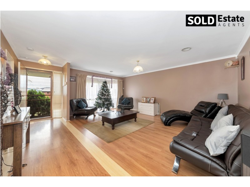 4 LAKE VIEW DRIVE, Narre Warren South VIC 3805