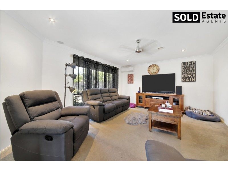 3 STAUNTON WALK, Cranbourne VIC 3977