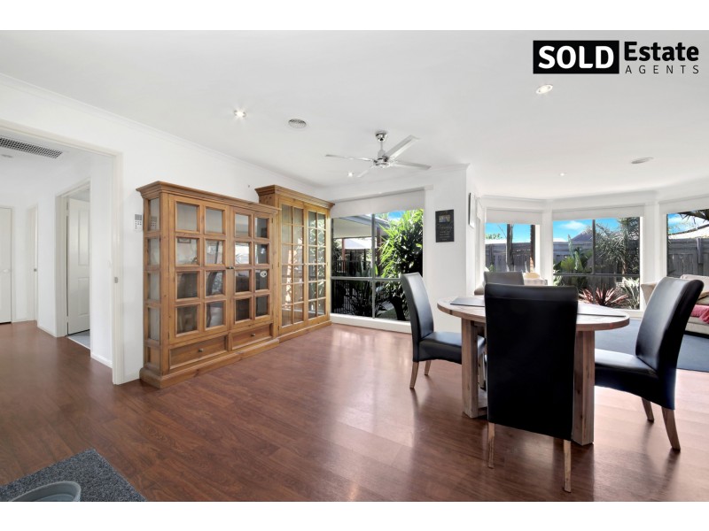 3 STAUNTON WALK, Cranbourne VIC 3977