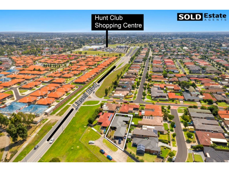 3 STAUNTON WALK, Cranbourne VIC 3977