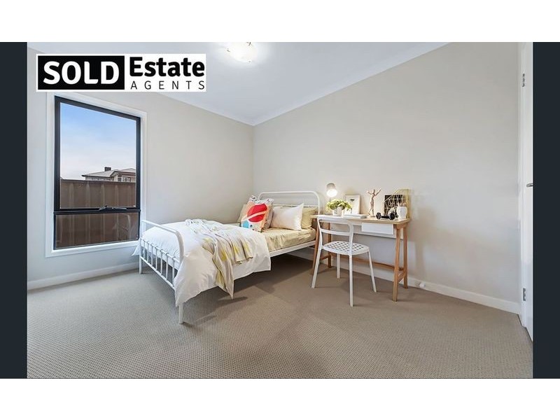 23 SWALLOWTAIL AVENUE, Clyde North VIC 3978