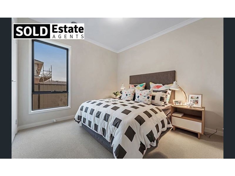 23 SWALLOWTAIL AVENUE, Clyde North VIC 3978