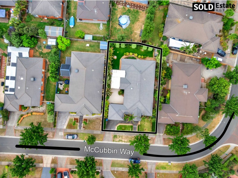 12 McCUBBIN WAY, Berwick VIC 3806