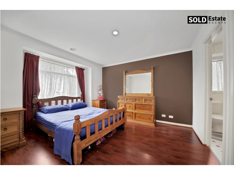 96 AMBERLY PARK DRIVE, Narre Warren South VIC 3805