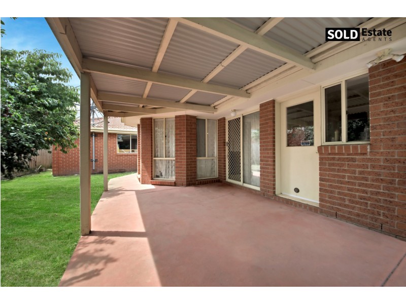 96 AMBERLY PARK DRIVE, Narre Warren South VIC 3805