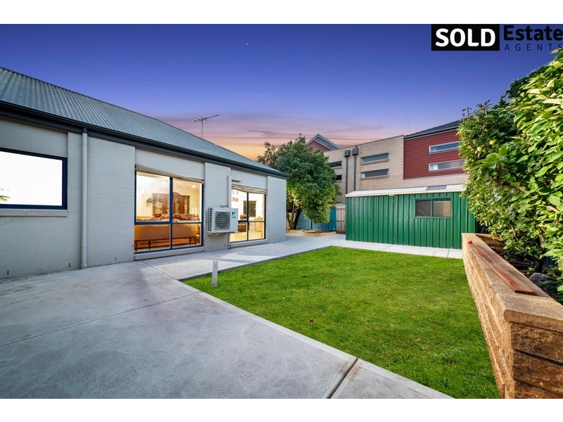 4 CILENTO CRESCENT, Lynbrook VIC 3975