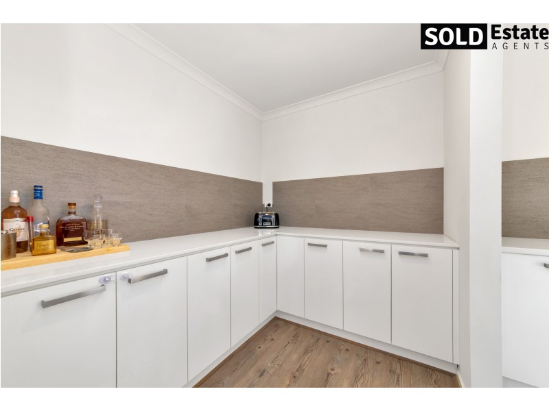 49 DEORO PARADE, Clyde North VIC 3978