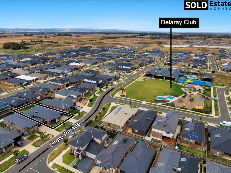 49 DEORO PARADE, Clyde North VIC 3978