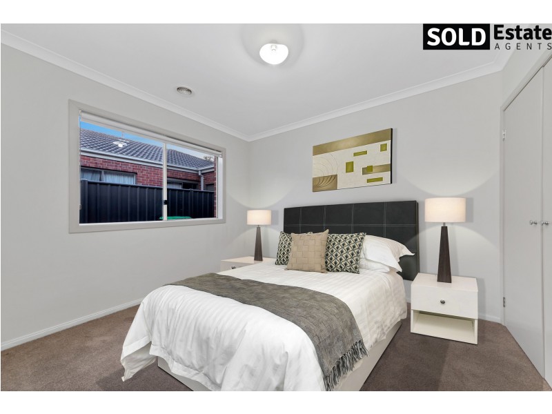 47 SABEL DRIVE, Cranbourne North VIC 3977