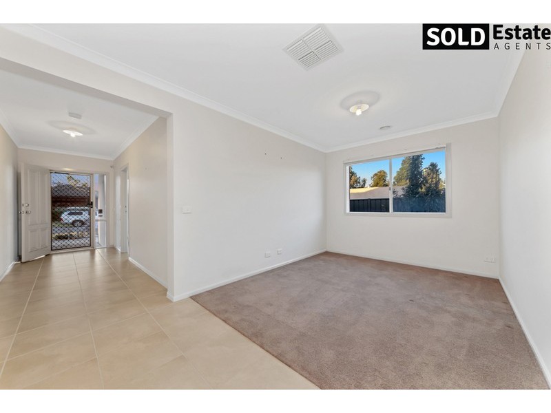 47 SABEL DRIVE, Cranbourne North VIC 3977