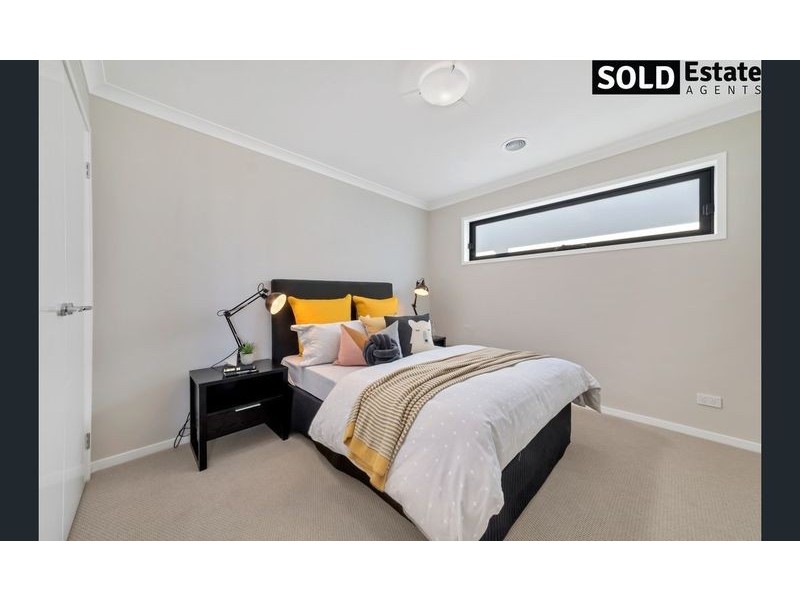 47 GLENROSE BOULEVARD, Clyde North VIC 3978