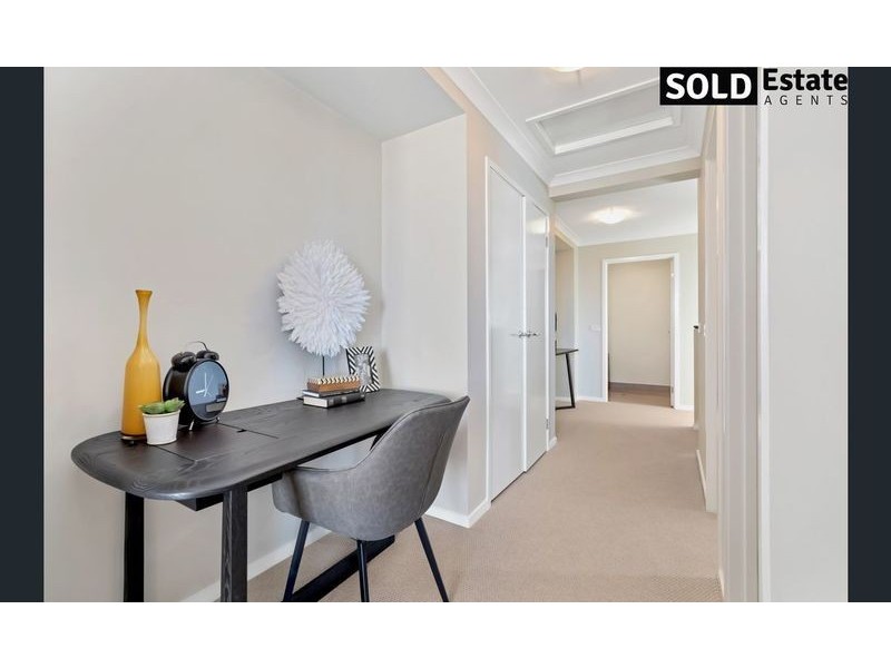 47 GLENROSE BOULEVARD, Clyde North VIC 3978