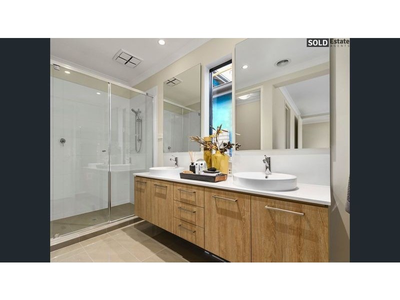 ADDRESS AVAILABLE ON REQUEST, Clyde North VIC 3978