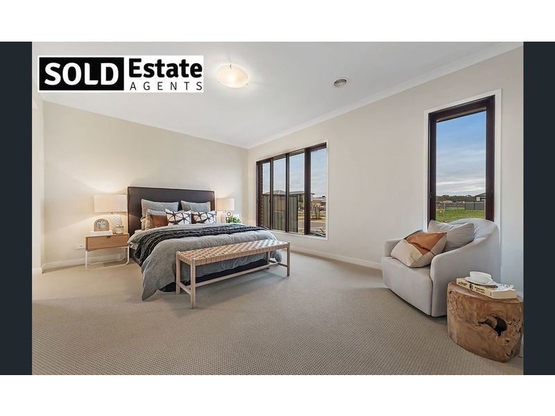 23 SWALLOWTAIL AVENUE, Clyde North VIC 3978