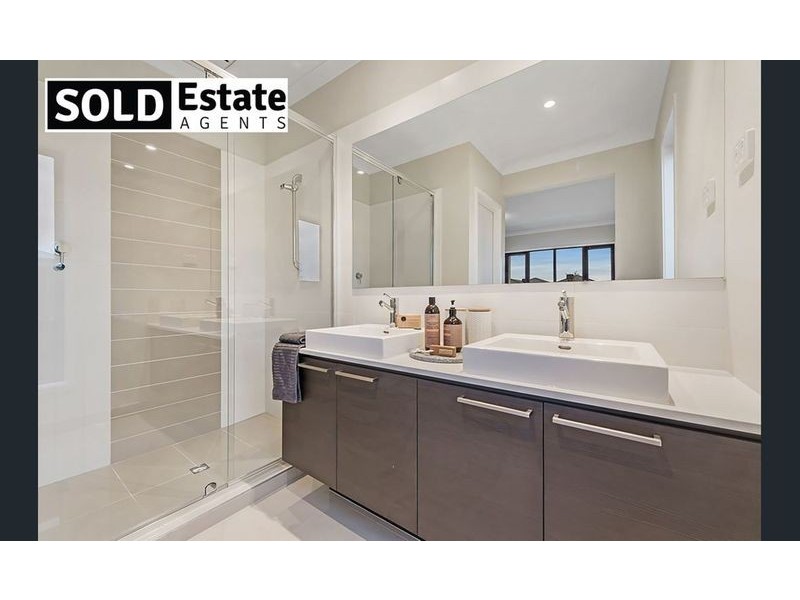 23 SWALLOWTAIL AVENUE, Clyde North VIC 3978