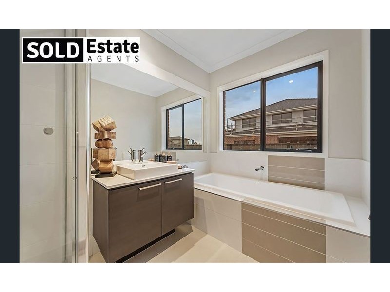 23 SWALLOWTAIL AVENUE, Clyde North VIC 3978