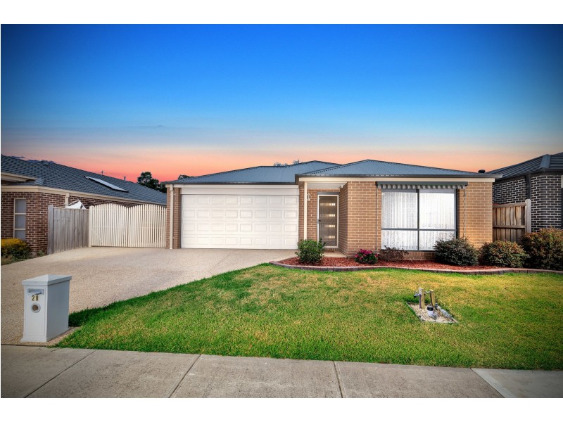 28 BIMBERRY CIRCUIT, Clyde VIC 3978