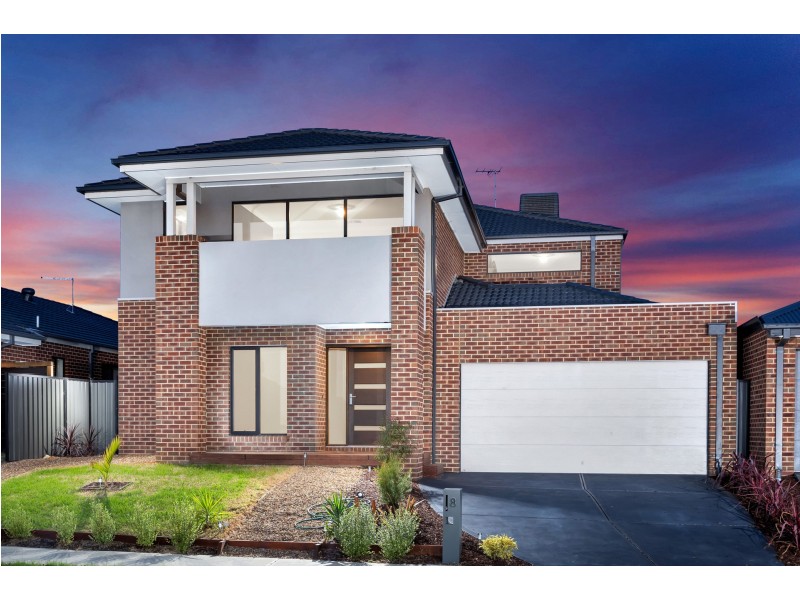 8 CALIBRE CIRCUIT, Clyde North VIC 3978