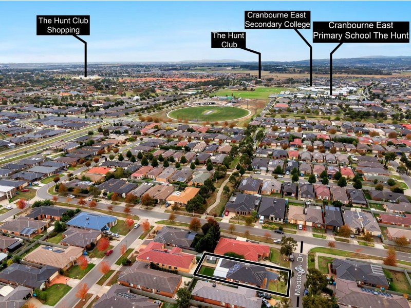 3 MADDOCK DRIVE, Cranbourne East VIC 3977