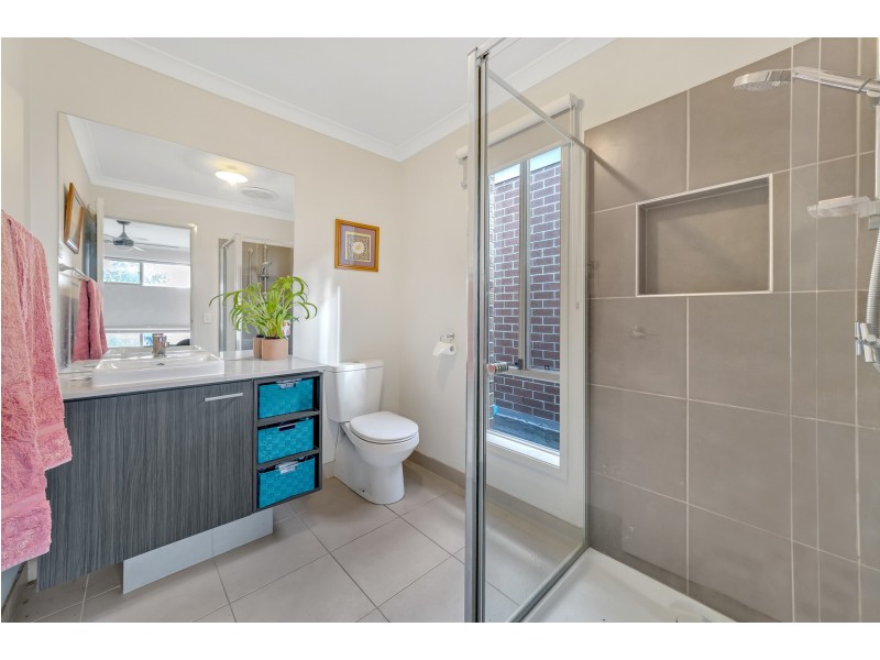 41 CORTULA ROAD, Cranbourne East VIC 3977