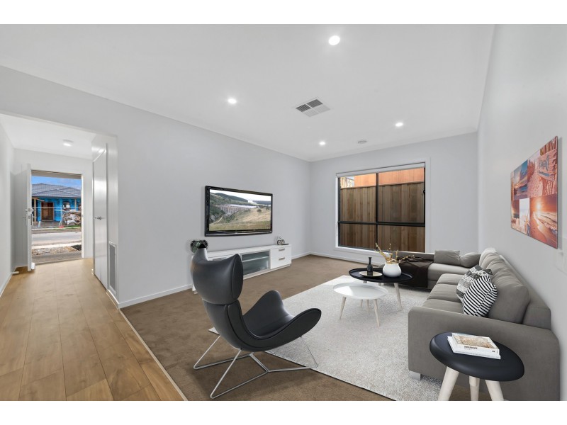 3 SPARTAN AVENUE, Clyde North VIC 3978