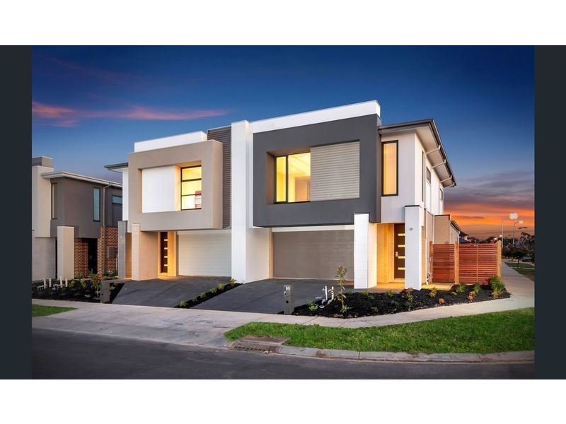 53 GLENROSE BOULEVARD, Clyde North VIC 3978