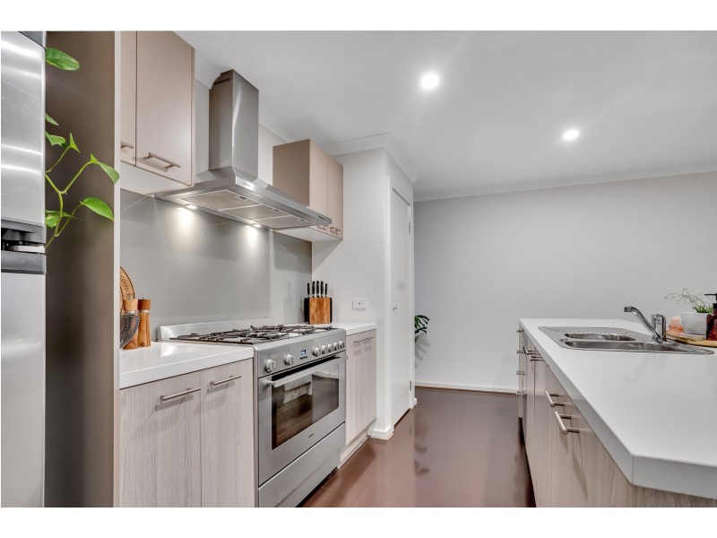 35 BARWON STREET, Clyde North VIC 3978