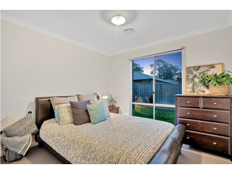 35 BARWON STREET, Clyde North VIC 3978
