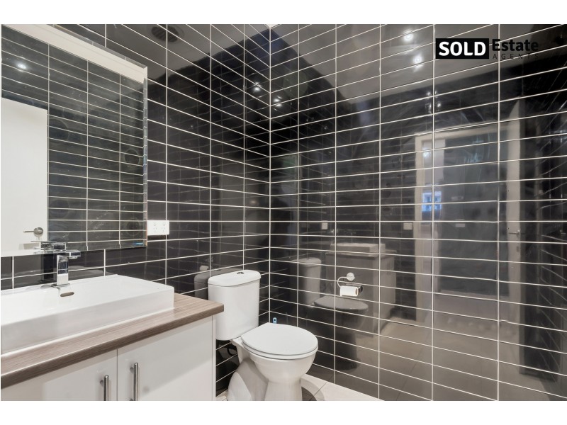 19 ATLAS DRIVE, Cranbourne West VIC 3977