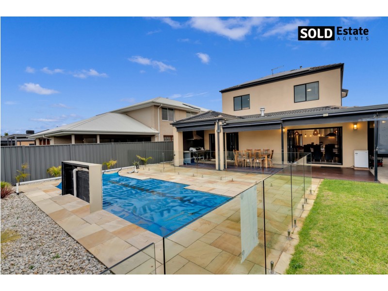 19 ATLAS DRIVE, Cranbourne West VIC 3977