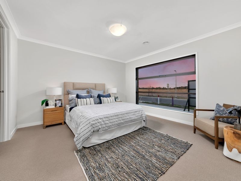 Clyde North VIC 3978