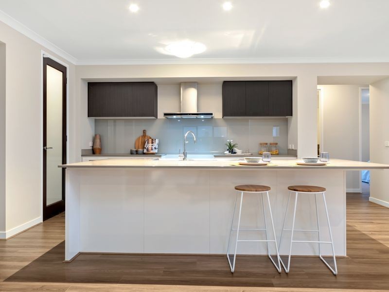 Clyde North VIC 3978