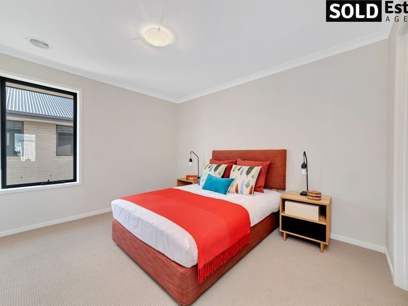 26 Serengeti Street, Clyde North VIC 3978