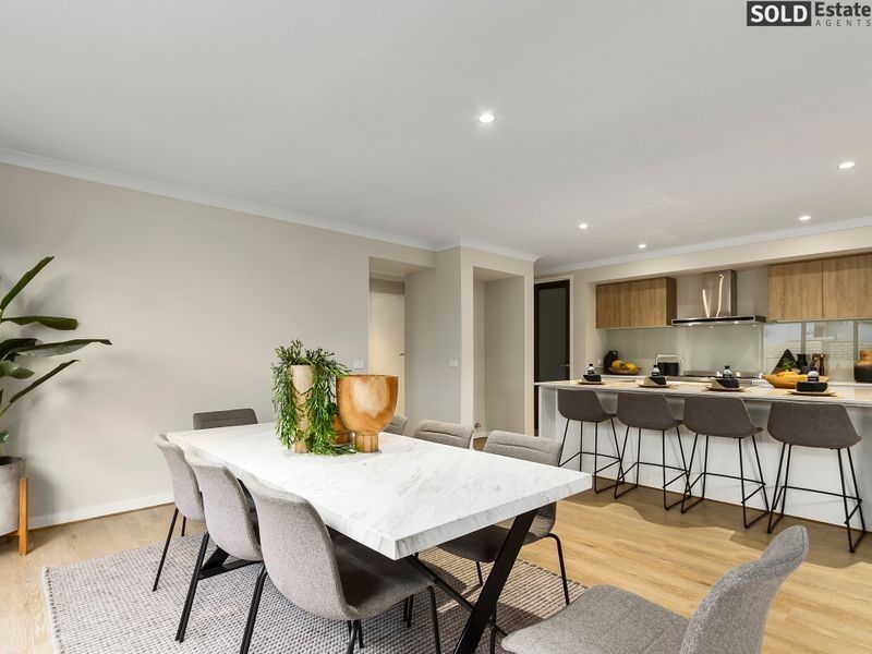 7 Epsom Lane, Cranbourne North VIC 3977