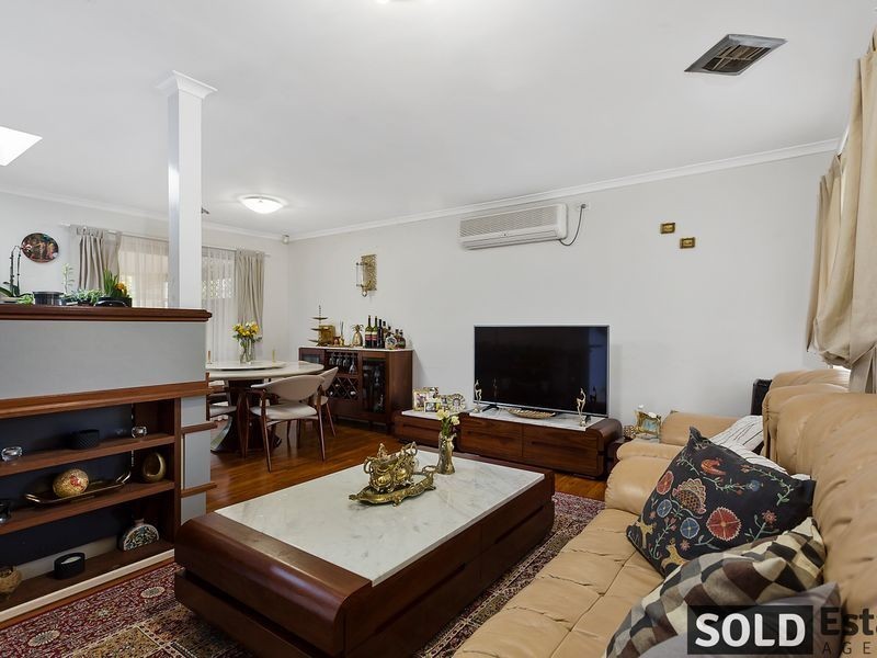 10 Bowen Court, Berwick VIC 3806