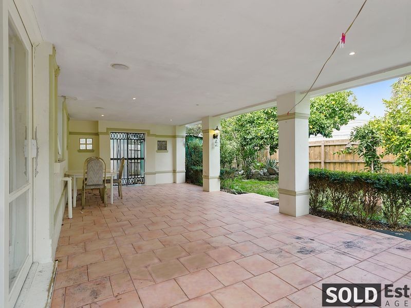 10 Bowen Court, Berwick VIC 3806