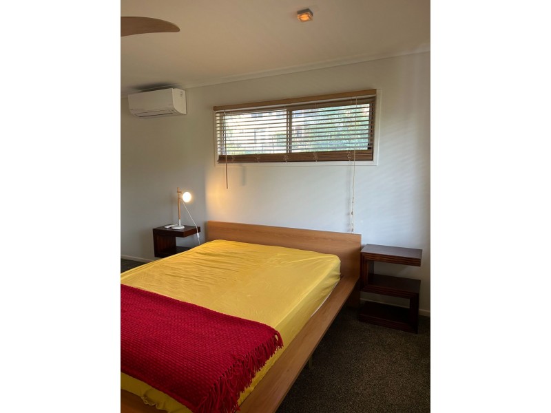 8 Andros Street, Chapel Hill QLD 4069