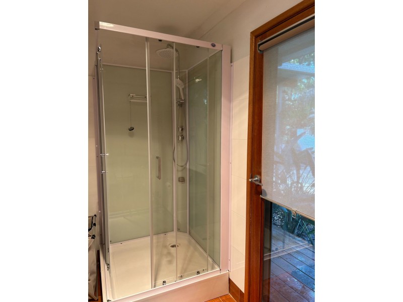 8 Andros Street, Chapel Hill QLD 4069