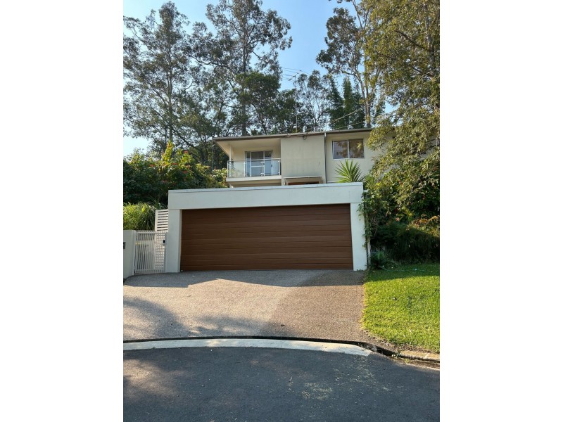 8 Andros Street, Chapel Hill QLD 4069