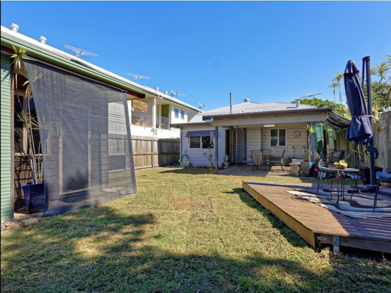 10 Barclay Street, Deagon QLD 4017