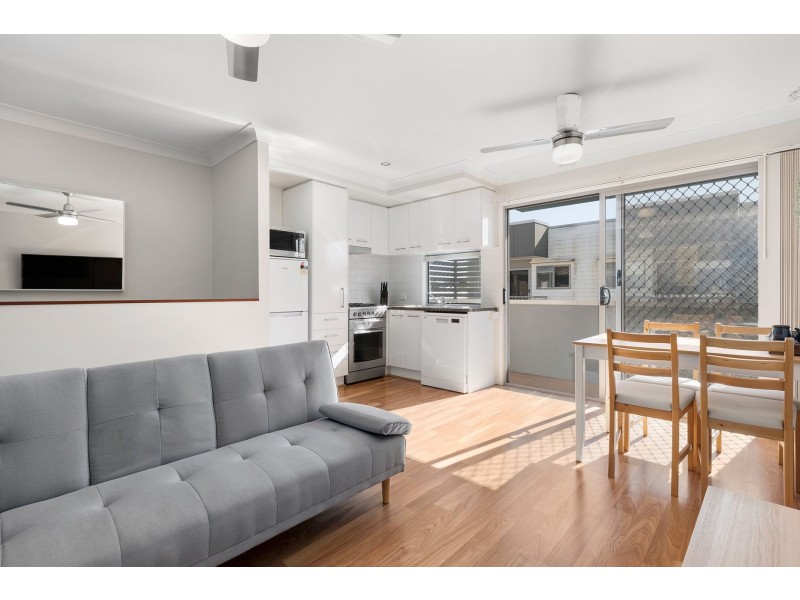 25 Cascade Lane, Fitzgibbon QLD 4018