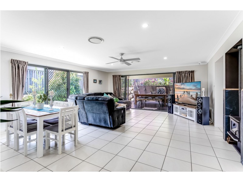 32 Ulysses Street, Kallangur QLD 4503