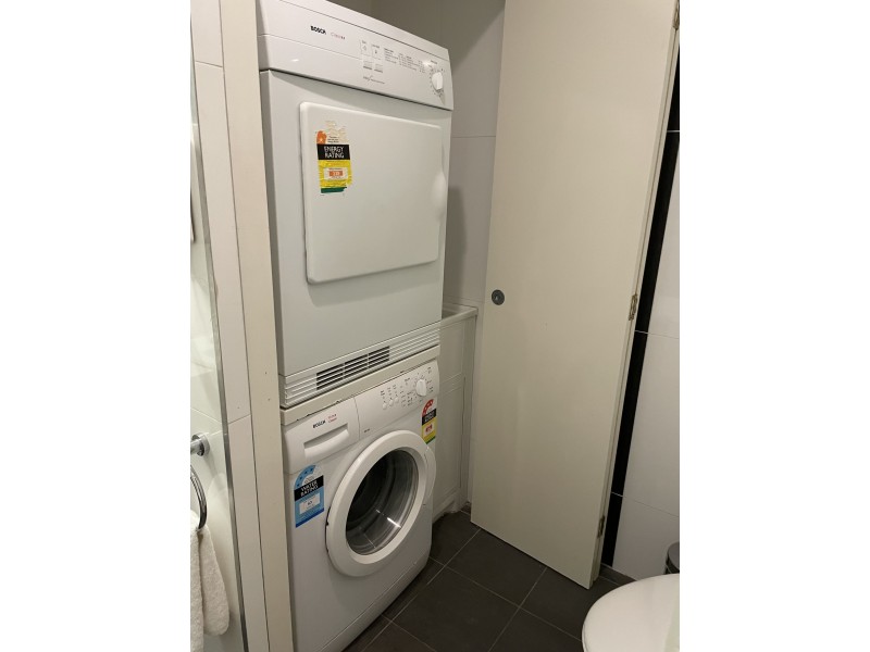 303/19 Okeefe Street, Woolloongabba QLD 4102