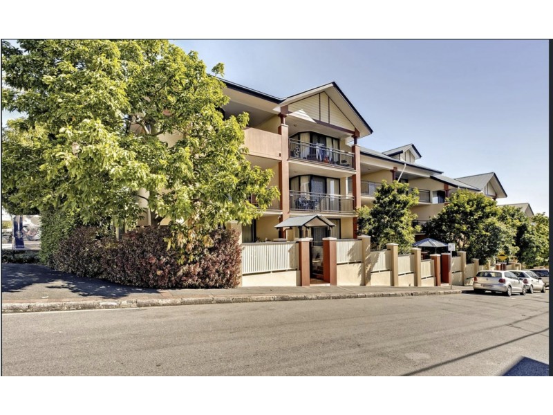 26/2 St Pauls Terrace, Spring Hill QLD 4000