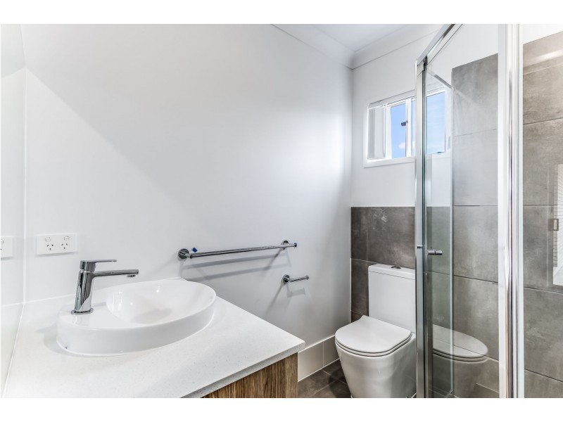 3/116 Oakey Flat Road, Morayfield QLD 4506