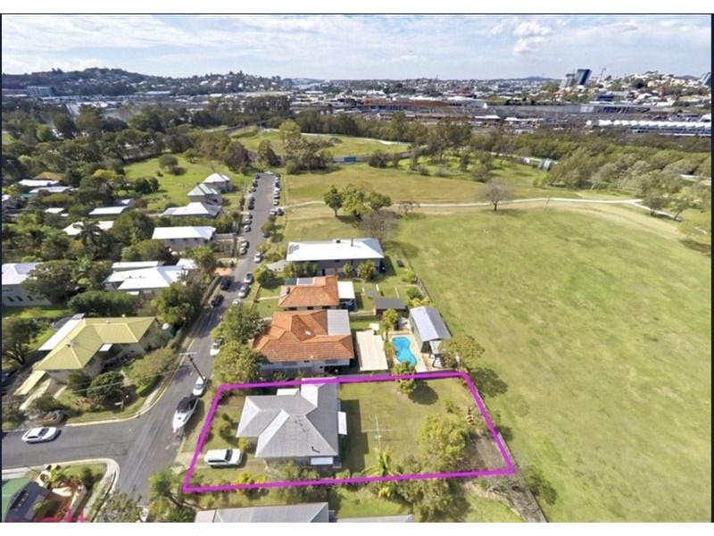 49 Cartwright Street, Windsor QLD 4030